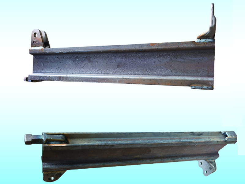 I140V重轨双挂式过度轨(公头).png